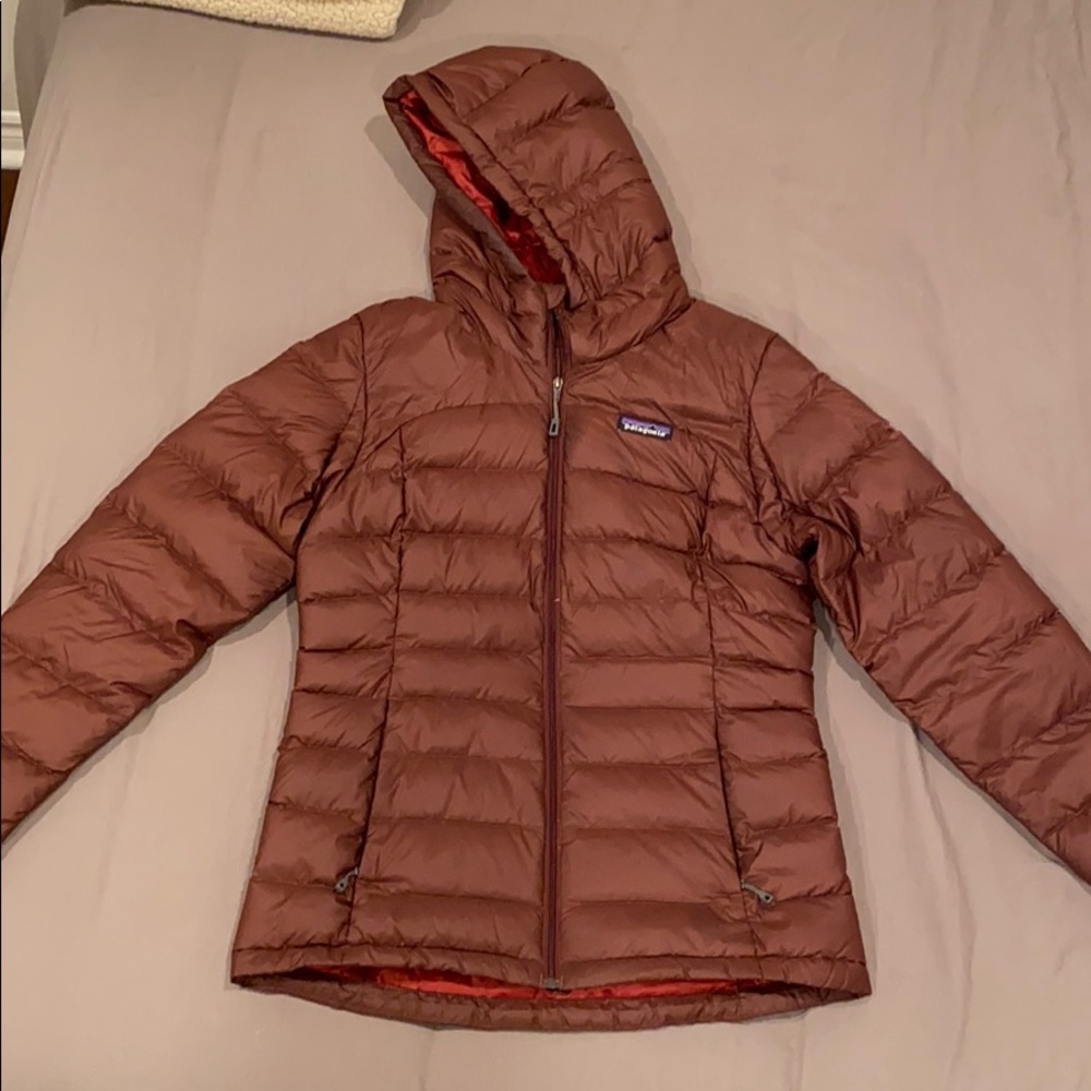 Patagonia Women’s Hi-Loft Down Sweater Hoodie
